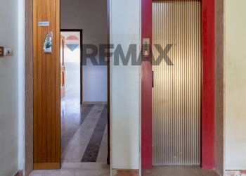 Hall / corridoio - Appartamento Via Madonna della Via
 
142, Caltagirone - foto 30