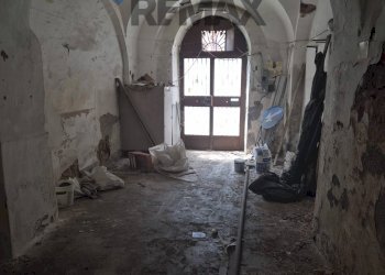 Hall / corridoio - Casa indipendente Via Sant'elena
 
36, Catania - foto 7