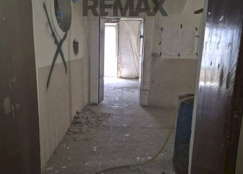 Hall / corridoio - Casa indipendente Via Sant'elena
 
36, Catania - foto 13