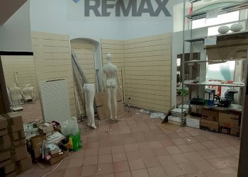 Terrazza - Locale Commerciale PIAZZA REGINA MARGHERITA
 
12, Ramacca - foto 17