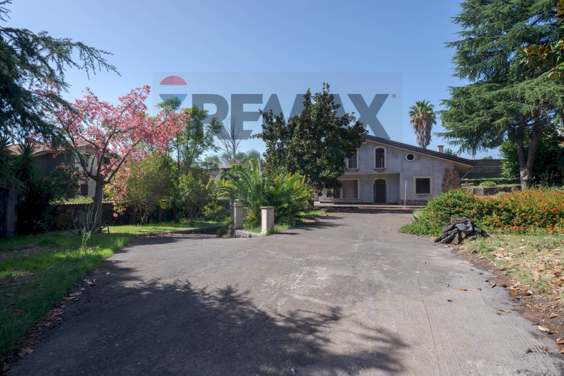 Casa all\'aperto - Villa corso cristoforo colombo
 
sn, Trecastagni - foto 1