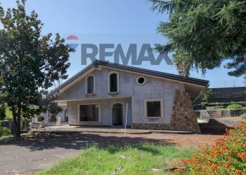 Casa all\'aperto - Villa corso cristoforo colombo
 
sn, Trecastagni - foto 2