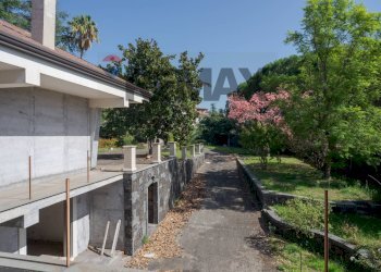 Giardino - Villa corso cristoforo colombo
 
sn, Trecastagni - foto 8