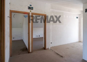 Stanza vuota - Villa corso cristoforo colombo
 
sn, Trecastagni - foto 26