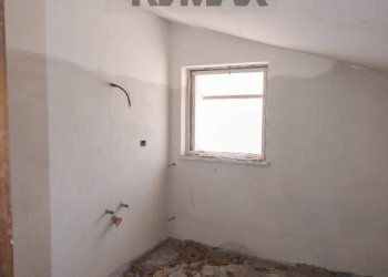 Stanza vuota - Villa corso cristoforo colombo
 
sn, Trecastagni - foto 28