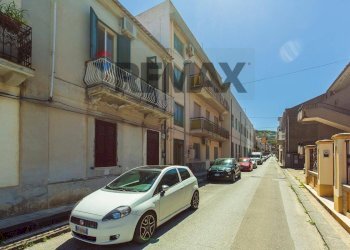 Edificio all\'aperto - Appartamento san giuseppe calasanzio
 
80, Villafranca Tirrena - foto 1
