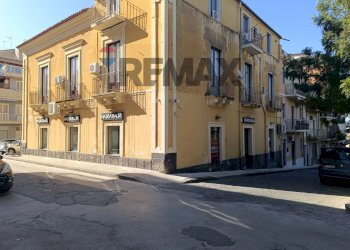 Edificio all\'aperto - Commercial Premises PIAZZA REGINA MARGHERITA
 
12, Ramacca - photo 20