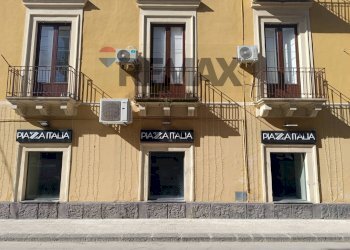 Edificio all\'aperto - Commercial Premises PIAZZA REGINA MARGHERITA
 
12, Ramacca - photo 21