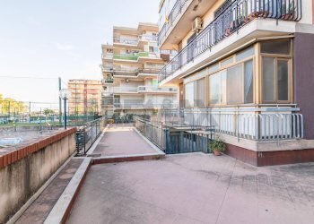 Edificio all\'aperto - Appartamento Via Enrico Fermi
8, Catania - foto 33