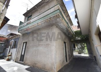 Edificio all\'aperto - Casa indipendente Vico Felice
 
18, Paterno - foto 1
