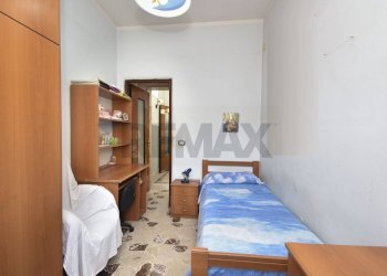Camera / camera da letto - Casa indipendente Vico Felice
 
18, Paterno - foto 17