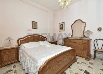 Camera / camera da letto - Casa indipendente Vico Felice
 
18, Paterno - foto 20