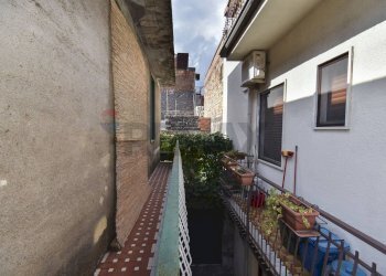 Balcone - Casa indipendente Vico Felice
 
18, Paterno - foto 23