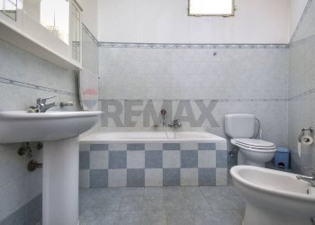 Bagno - Casa indipendente Vico Felice
 
18, Paterno - foto 25