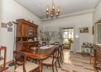 Sala da pranzo - Appartamento Via Favitta
 
16, Caltagirone - foto 3