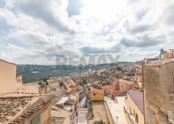 Edificio all\'aperto - Appartamento Via Favitta
 
16, Caltagirone - foto 4