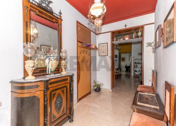Hall / corridoio - Appartamento Via Favitta
 
16, Caltagirone - foto 16