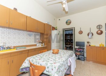 Cucina - Appartamento Via Favitta
 
16, Caltagirone - foto 23