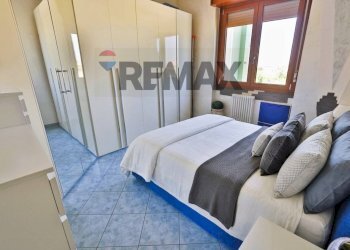 Camera / camera da letto - Appartamento via Giovanni De Medici
 
61, Cesano Maderno - foto 14