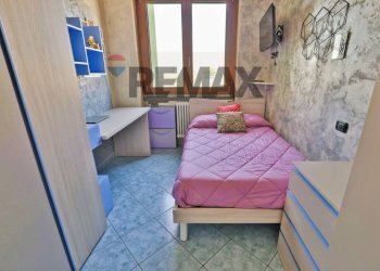 Camera / camera da letto - Appartamento via Giovanni De Medici
 
61, Cesano Maderno - foto 15