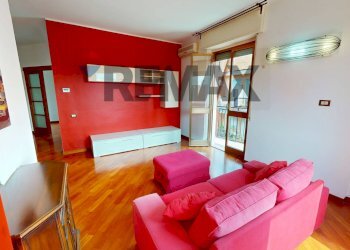 Soggiorno - Appartamento Via Galileo Galilei
 
11, Pioltello - foto 4