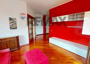 Camera / camera da letto - Appartamento Via Galileo Galilei
 
11, Pioltello - foto 9