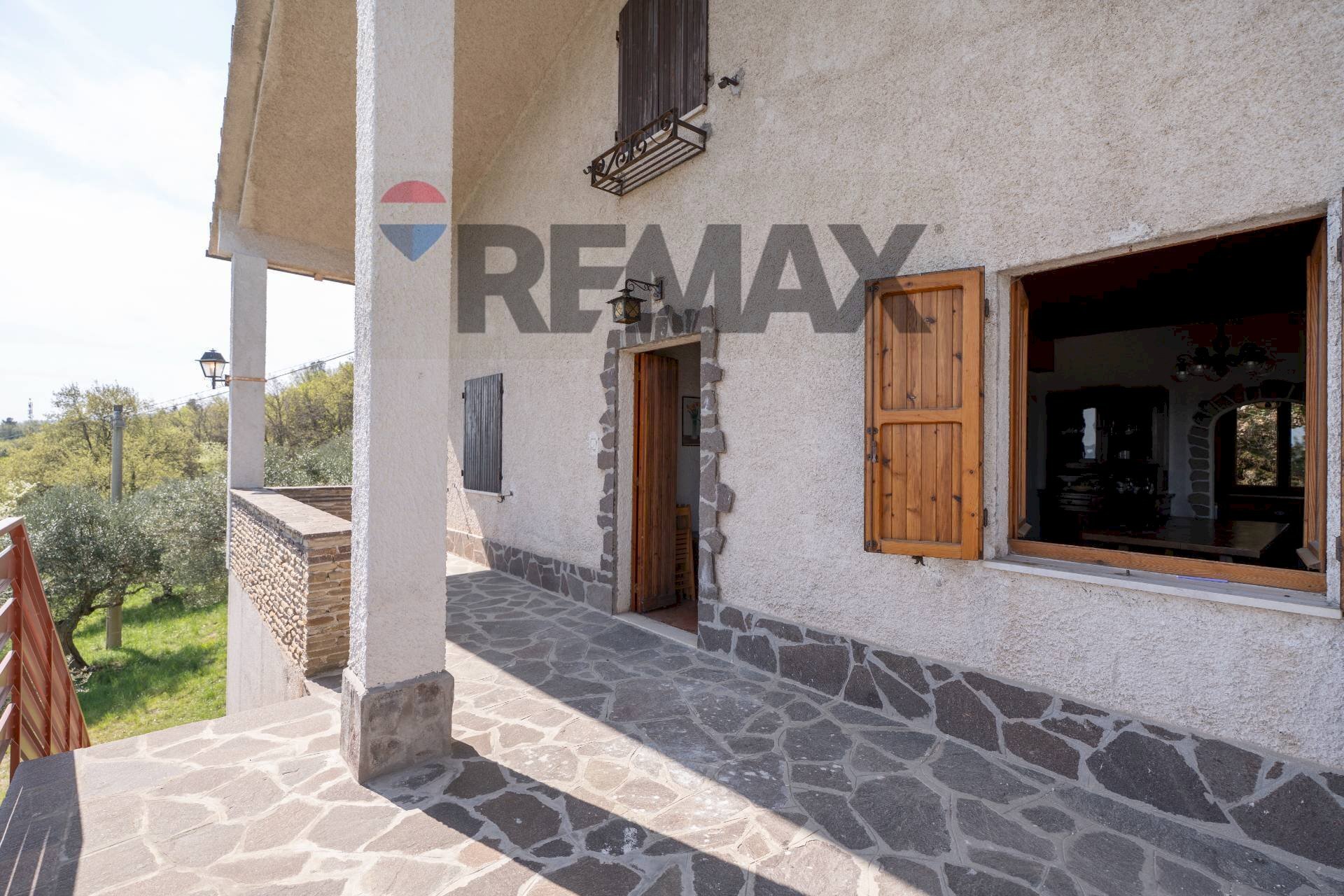 Terrazza - Casa indipendente San Bartolo
 
7A, Serra San Quirico - foto 3