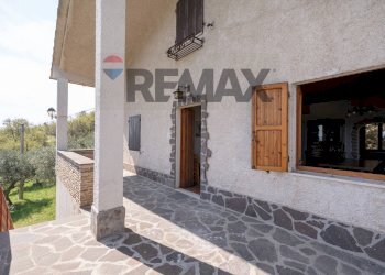 Terrazza - Casa indipendente San Bartolo
 
7A, Serra San Quirico - foto 3