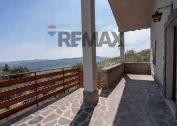 Terrazza - Casa indipendente San Bartolo
 
7A, Serra San Quirico - foto 4