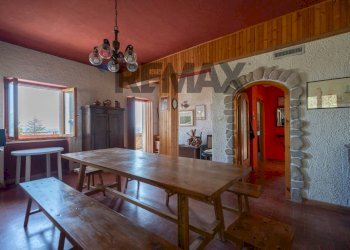 Sala da pranzo - Casa indipendente San Bartolo
 
7A, Serra San Quirico - foto 9