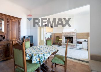 Sala da pranzo - Appartamento Via Cesare Battisti
 
14, Cupramontana - foto 6