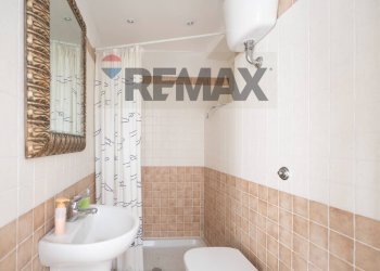 Bagno - Appartamento Via Cesare Battisti
 
14, Cupramontana - foto 18