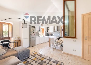 Soggiorno - Casa semi indipendente Via Tufo, Rosora - foto 3