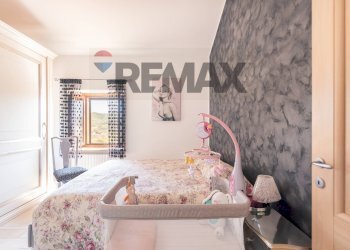 Camera / camera da letto - Casa semi indipendente Via Tufo, Rosora - foto 11