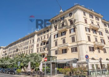 Edificio all\'aperto - Appartamento Via Gaetano Donizetti
 
20, Roma - foto 1