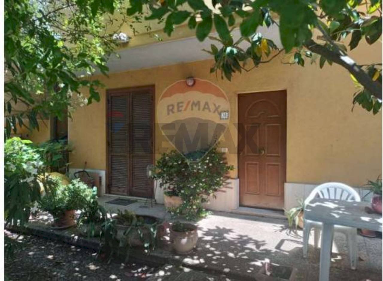 Casa all\'aperto - Villa a Schiera Via Caserino
 
2/B, Magione - foto 1