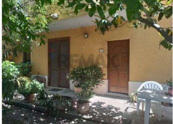 Casa all\'aperto - Villa a Schiera Via Caserino
 
2/B, Magione - foto 3