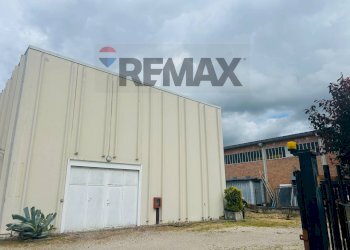 Edificio all\'aperto - Capannone Strada Delle Fratte
 
2/C, Perugia - foto 4