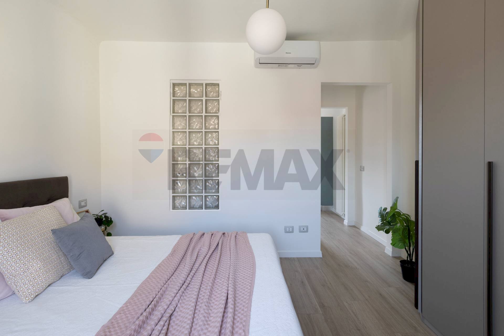 Camera / camera da letto - One-room apartment via Prina
 
6, Monza - photo 3