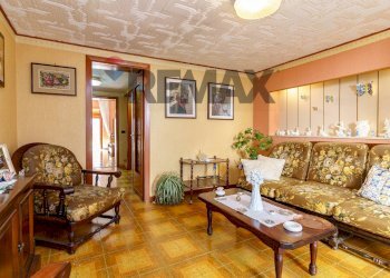 Soggiorno - Three-room apartment Via Scalpellini
 
9, Catania - photo 3