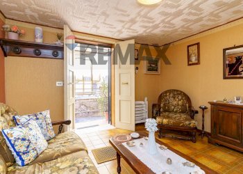 Soggiorno - Three-room apartment Via Scalpellini
 
9, Catania - photo 5
