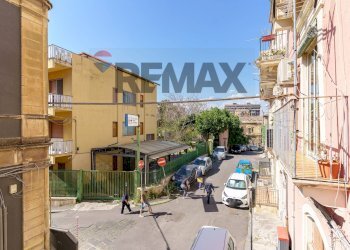 Edificio all\'aperto - Three-room apartment Via Scalpellini
 
9, Catania - photo 15