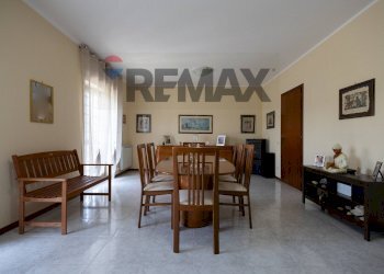 Sala da pranzo - Appartamento Via Umberto
 
362/b, San Pietro Clarenza - foto 1