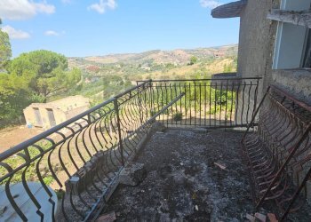 Balcone - Rustico Via Toniolo
 
snc, Mirabella Imbaccari - foto 9