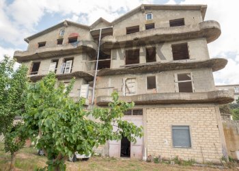 Edificio all\'aperto - Rustic Via Toniolo
 
snc, Mirabella Imbaccari - photo 2