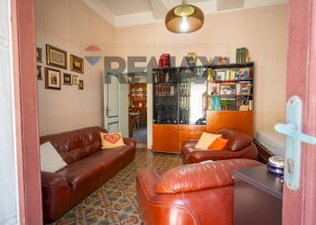 Soggiorno - Casa indipendente Corso Umberto I
 
206, Nizza di Sicilia - foto 15