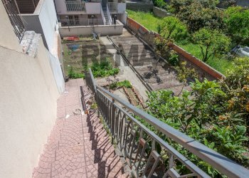 Balcone - Casa indipendente Corso Umberto I
 
206, Nizza di Sicilia - foto 23
