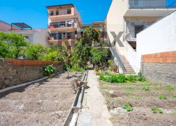 Edificio all\'aperto - Casa indipendente Corso Umberto I
 
206, Nizza di Sicilia - foto 24