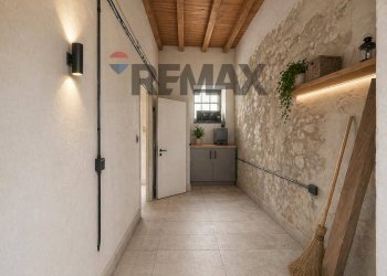 Hall / corridoio - Casa indipendente Via Dione
 
180, Siracusa - foto 2