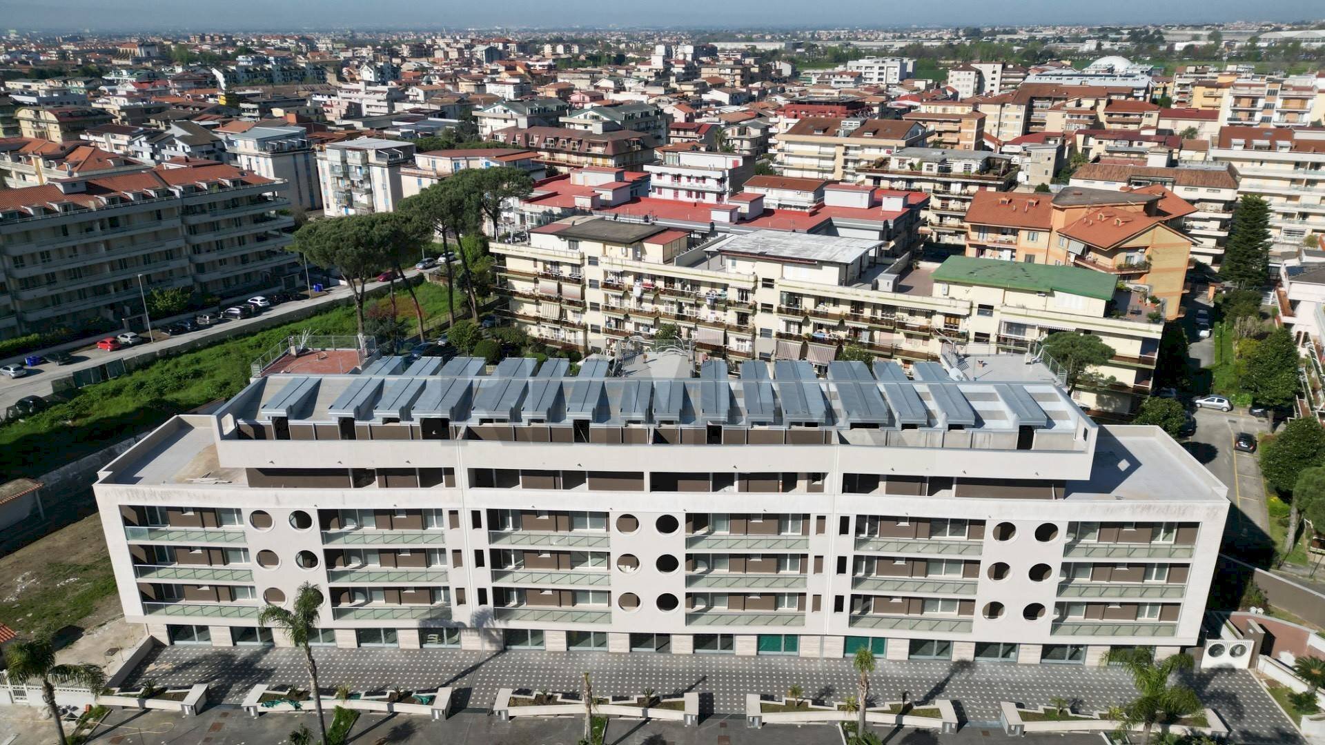 Edificio all\'aperto - Appartamento Via Pier Paolo Pasolini, San Nicola la Strada - foto 1